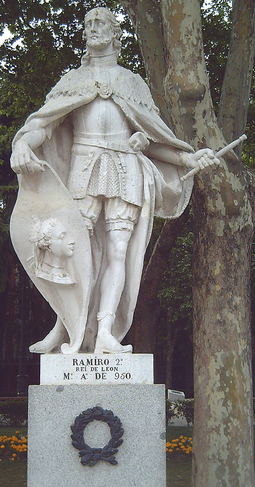Philippe Boiston,Ramiro II de León